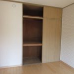 洋室・御押入れ